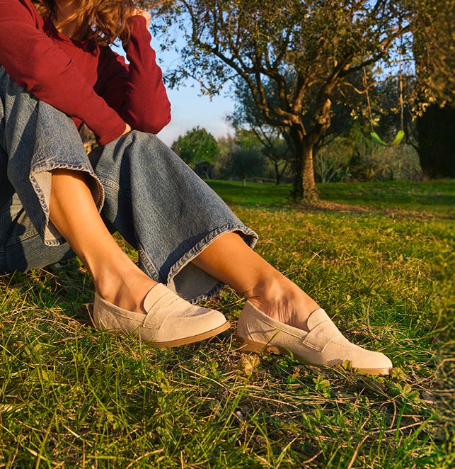 La chaussure qui fait sensation cet automne : un remplacement audacieux pour les ballerines