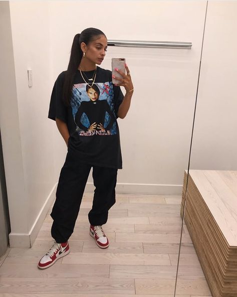 découvrez la mode rnb vintage des années 2000 : style rétro, vêtements emblématiques et tendances qui ont marqué une époque unique.