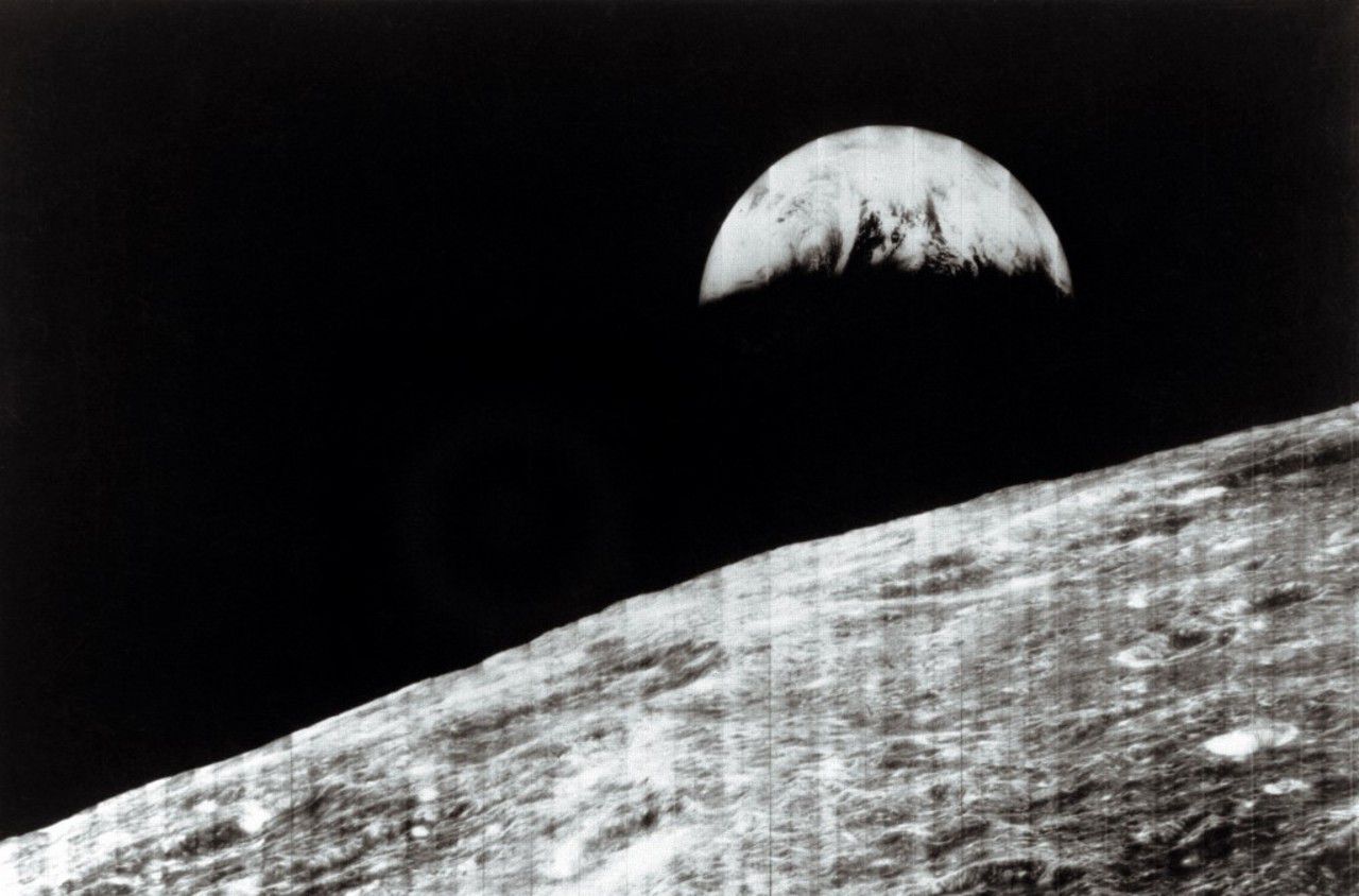 découvrez l'archive humaine sur la lune en 2027, un projet inédit conservant l'histoire et les réalisations de l'humanité dans l'espace.