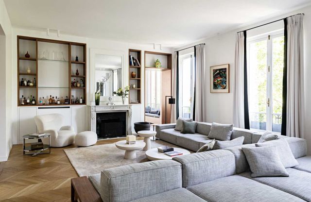 découvrez comment passer de la simplicité à l'élégance avec métamorphose, votre guide pour un style raffiné et accessible.